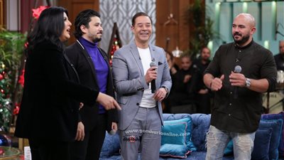 مدحت صالح والعسيلي ومصطفي حجاج ضيوف منى الشاذلي ليلة رأس السنة.. صور