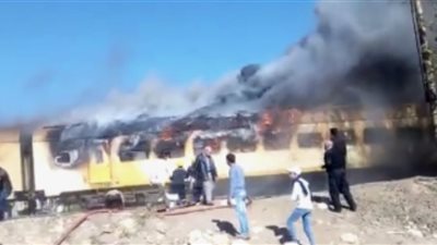 احتراق قطار منوف - طنطا بمحطة سكك حديد كفرالزيات