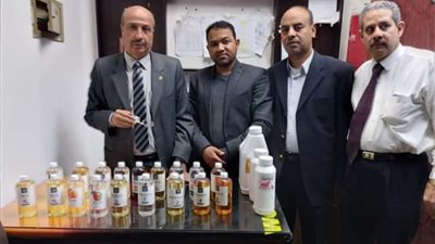 احباط تهريب كمية من زيوت الشيش الإلكترونية فى مطار الأقصر