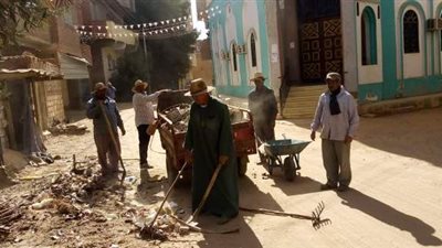 استجابة للجمهورية أون لاين: إزالة مخلفات البئر القديم حفاظاً على المظهر العام وسلامة المواطنين بالوادى الجديد.صور