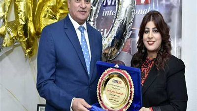 رئيس قناة النيل الدولية تكرم رئيس جامعة سوهاج