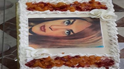 شاهد.. كوارع ومومبار ومحشى ولفت فى عيد ميلاد نادية لطفى