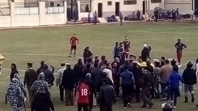 بعد مباراة مثيرة وعلقة ساخنة للحكام .. الجهاز الفني لجمهورية شبين يتقدم باستقالته عقب الخسارة من سيراميكا