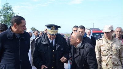 بالرغم من سوء الاحوال الجويه الازاله مستمره علي تعديات مريوط