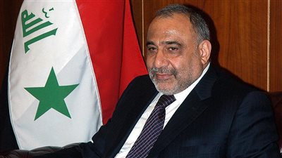 رئيس الوزراء العراقي يطالب نظيره الأمريكي بعدم انتهاك سيادة بلاده