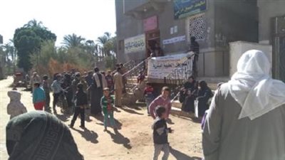 مناظرة ١١٨٧ مواطناً بالمجان فى قوافل جامعة جنوب الوادى بدشنا ونقادة