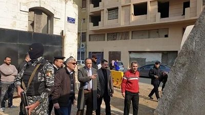 مدير امن بورسعيد يرفع الحواجز الخرسانية بمحيط قسم شرطة العرب