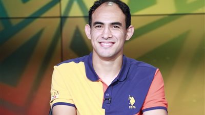 أحمد علي يرد على 