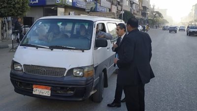 جولة لمحافظ الغربية لأعادة الانضباط للشارع الطنطاوى ومتابعة سير امتحانات النقل -صور