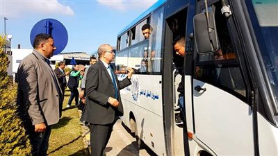 بالصور.. زيارة تعريفية لطلاب التعليم الفنى الصناعى بمصنع الضفائر الكهربية للسيارات ببورسعيد