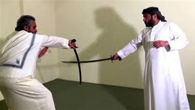 أرادت الطلاق.. فطلب من المحكمة مبارزة زوجته بالسيف