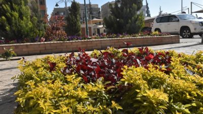 الإسكان: الانتهاء من تركيب الباكيات المعدنية بكوبري المشاه الثانى بشارع التسعين الجنوبى بالقاهرة الجديدة