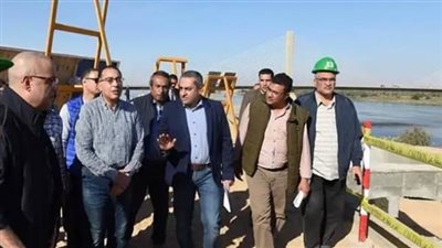 رئيس الوزراء يصل أسوان لتسليم تعويضات متضررى النوبة