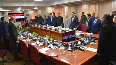 فى اجتماعة ال17 محافظ مطروح : التنسيق مع كلية الجامعة لخدمة المجتمع المحلى والارتقاء بالمحافظة