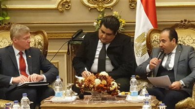 النائب أحمد بدوي يستقبل نائب وزيرالتجارة والخدمات الرقمية الأمريكي