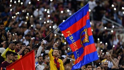 اعتقال أكثر من 100 مشجع برشلوني
