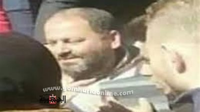 15 ثانية رعب مطالب بالتكريم واختفاء منقذ نجلته من دهس قطار الإسماعيلية
