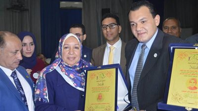 امانة حزب المؤتمر بالشرقية يكرم اوائل الطلاب بـ