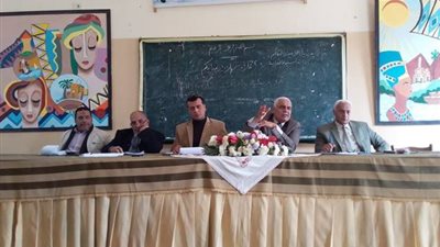 تعليم أسيوط: الإبتعاد عن الصبغة السياسية فى أسئلة الإمتحانات