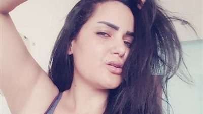 سما المصرى تتجاوز الخطوط الحمراء بفستان شفاف.. صور