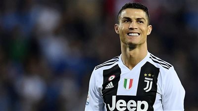 ريال مدريد يستغني عن نجمي الوسط للتعاقد مع خليفة رونالدو