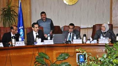 اتفاقيات و درجات علمية جديدة بجامعة قناة السويس ..بالصور