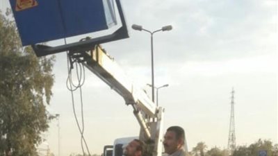 إنارة الأعمدة بطريق ابوزعبل شبين القناطر