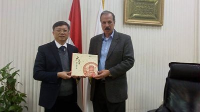 وفد صينى في رحاب جامعة الزقازيق لبحث تعزيز التعاون العلمى ..صور