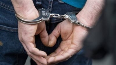 يعتدى على نجلته جنسيا.. والزوجة تتهمه فى بلاغ رسمى