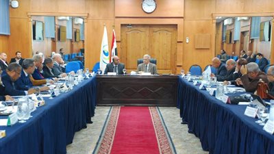 القابضة للمياه وهيئة الارصاد الجوية ناقشا اليات التعاون لمكافحة الامطار والسيول