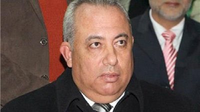 محافظ الشرقية السابق ورئيس النيابة الادارية يقدمان العزاء في وفاة مدير المكتب الفني بالمحافظة
