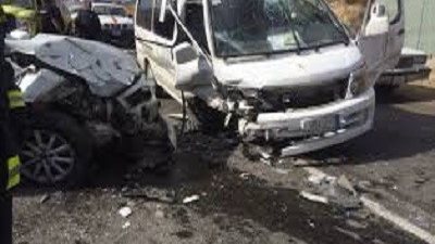 اصابة 15 شخص في حادث تصادم بطريق الإسماعيلية الزقازيق