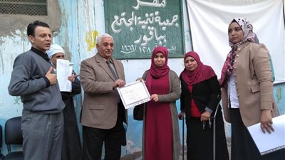 إنطلاق أول لقاءات التوعية بمخاطر الإدمان بقرية باقور بأسيوط