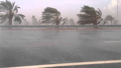 رياح شديدة وأمطار خفيفة وانخفاض حاد في درجة الحرارة