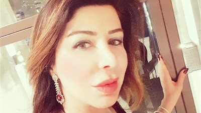 اعلامية كويتية تسجل حلقات جديدة من برنامجها فى ٥ مدن مصرية