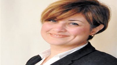 العجوز تتقدم بإستقالتها من أمانة المرأة فى الاتحاد العام لنقابات عمال مصر