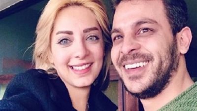 رومانسية محمد رشاد ومى حلمى تشعل مواقع التواصل الإجتماعى