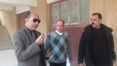 مدير تعليم القناطر يتفقد سير امتحانات الصف الاول الثانوى