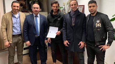 الاهلى يقيد حمدي فتحي فى القائمة الأفريقية