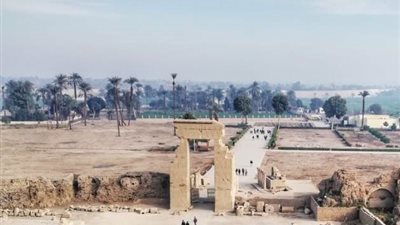 وزارة الاثار تبدا فى تطوير معبد دندره بقنا
