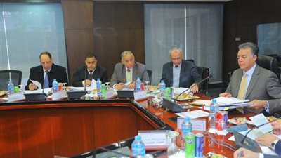 الخسائر تتقلص من 615.9 مليون إلي 458.2 مليون جنيه ..صور