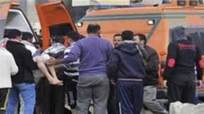 إصابة 4 أشخاص فى حادث تصادم بالطريق الصحراوى الشرقى