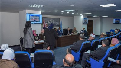 التعليم والتموين على رأس شكاوى الاسكندرانية للمحافظ