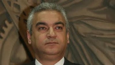 مستشار الأهلي: لا يعنينا ما يقوله رئيس الزمالك نرد من أجل الرأي العام فقط