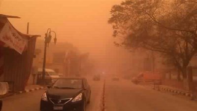 كيف تتحكم في عجلة القيادة علي الطرق خلال الرياح والعواصف