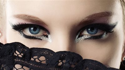 الحواجب الأكثر جاذبية بنظر الرجال.. صور