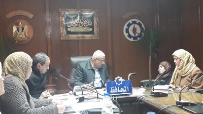 8 وظائف ومساعدات مالية لثلاثة فى اللقاء الجماهيرى بالسويس