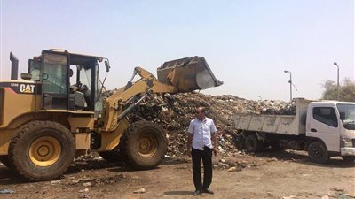 الانصارى يكلف رؤساء بالإرتقاء بمنظومة النظافة ورفع التراكمات والمخلفات
