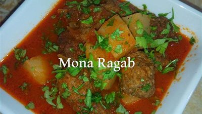 كفته بالصلصه بطريقة منى رجب