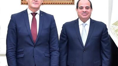 مرسيدس تستأنف عمل خطوط مصانعها فى مصر لتجميع السيارات